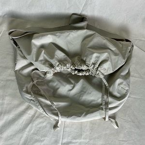 Uniqlo drawstring messenger bag